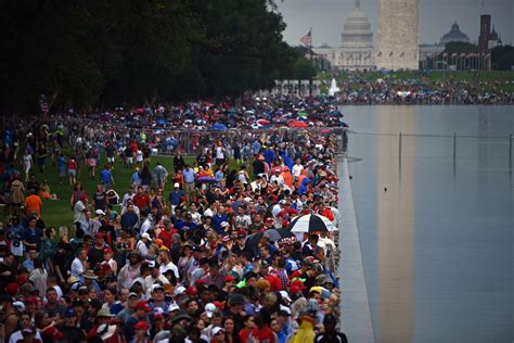 Trumps 4th Of July Crowd How Many Were At Salute To America