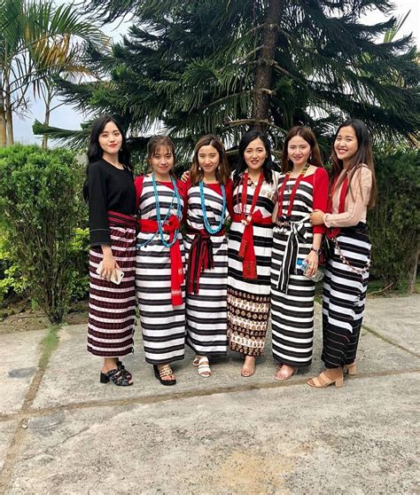 beautiful arunachal ladies in traditional attire arunachal arunachal pradesh arunachal