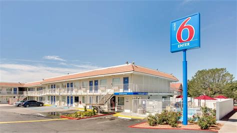 Motel 6 Albuquerque Carlisle Nm Paramount Lodging Advisors