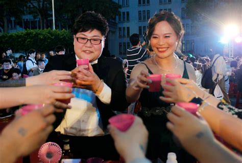 Taiwanese Same Sex Couples Wed At Vibrant Banquet