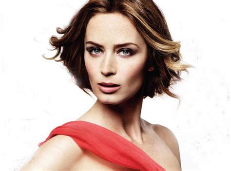 Emily Blunt Wallpapers 4 Wallpicsnet