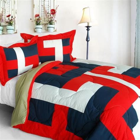 Our premium yarns are twice as durable than cotton, which means less risk to square baffling keeps fibers from shifting. The warm cabin patchwork comforter set (twin size ...