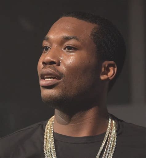 Meek Mill Pit Against Drake And 50 Cent In Meeky Mill Video Game Hiphopdx