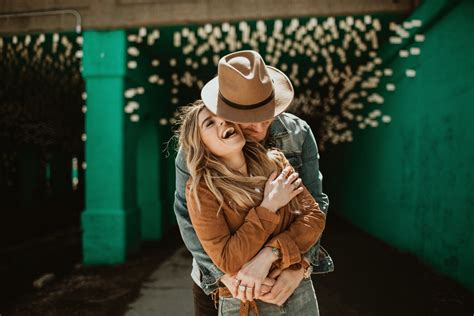 Detroit couples session | Alyssa + Logan – mollygrunewald.com