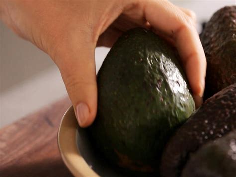 How To Choose Ripen And Store Avocados A Step By Step Guide Recipes