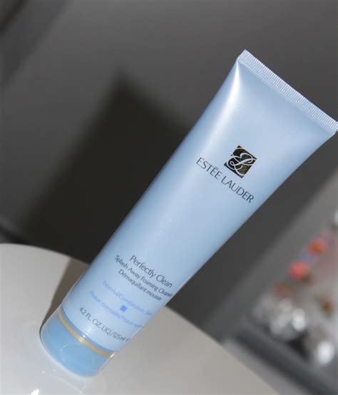 4.4 out of 5 stars. Estee Lauder Perfectly Clean Splash Away Foaming Cleanser ...