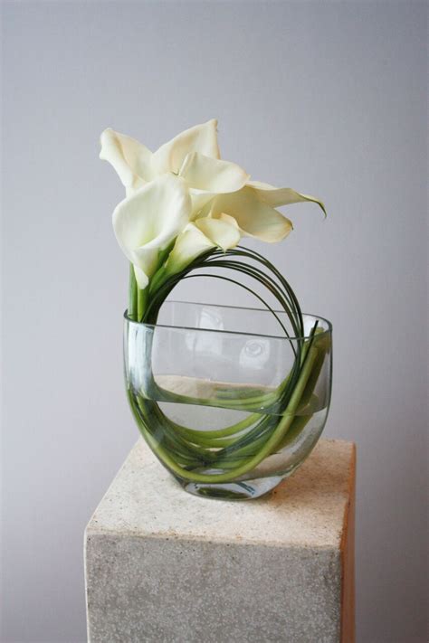 Corporate Flower Arrangements Modern Arrangement Modern Centerpiece Calla Lily