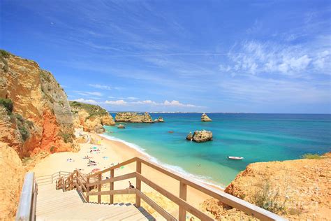 Ontdek de schoonheid van deze prachtige praia's op skyscanner! Algarve Coast Portugal, Travel Inspiration ...