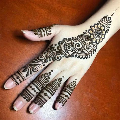 Easy And Simple Mehndi Designs That You Should Try In 2021 Mehndi