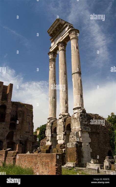 Columns Ancient Rome Hi Res Stock Photography And Images Alamy