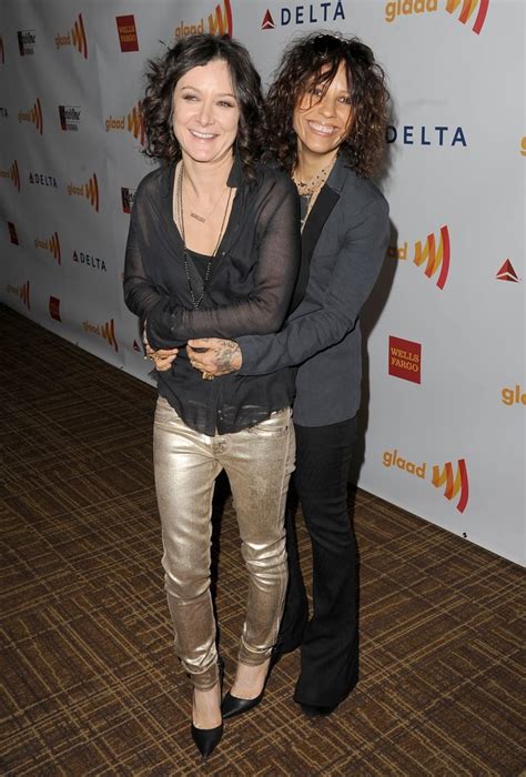Who Is Sara Gilbert Married To Popsugar Celebrity Photo 2