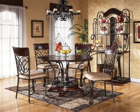 15 Stunning High End Dining Table Design Ideas