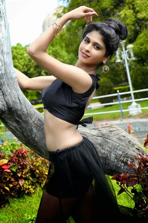 Tollywood Actress Naveena Latest Hot Photos Latest Hot Bollywood Tollywood Tamil Actress Photos