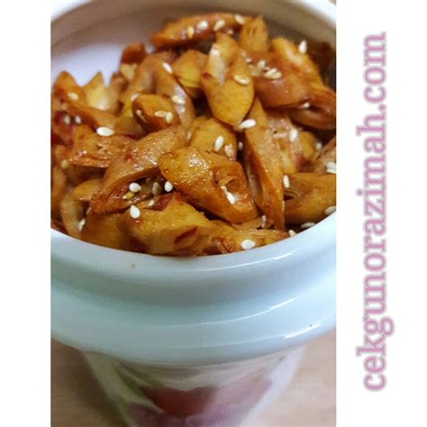 Resepi popia goreng bersira pedas, ada yang panggil kuih ni popia pastikan juga sos sira masak dengan sempurna dan pekat sebelum digaul kerana jika sos sira cair. Resepi kulit popia gulung bersira pedas ~ CikguNorazimah