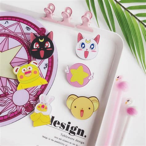 1 Pcs Cartoon Cute Magic Girl Icons Acrylic Badges For Backpack Badges Clothes Plastic Badge