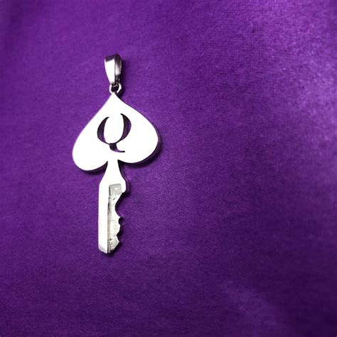 Queen Of Spades Handmade Chastity Key With Padlock Chastity Shop