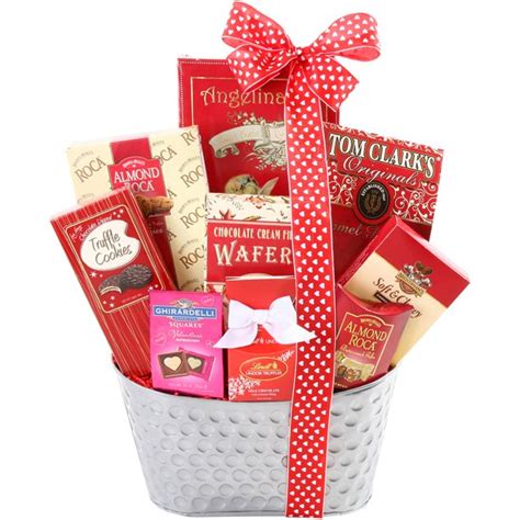See more ideas about valentine gift baskets, gift baskets, valentine gifts. Alder Creek Sweet Valentine Gift Basket, 10 pc - Walmart ...