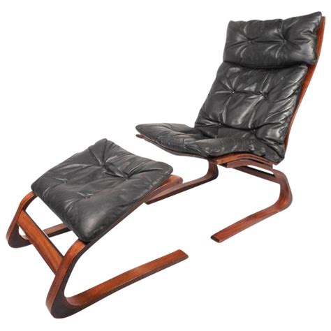 Mid century leather club chairs. Ingmar Relling Mid-Century Leather Lounge Chair & Ottoman ...