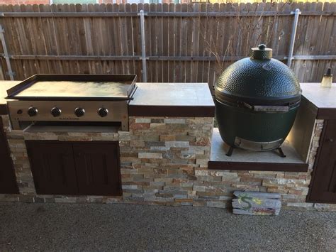 Each blackstone outdoor patio griddle is equipped with a removable bottom shelf. Image result for built in blackstone for outdoor kitchen ...