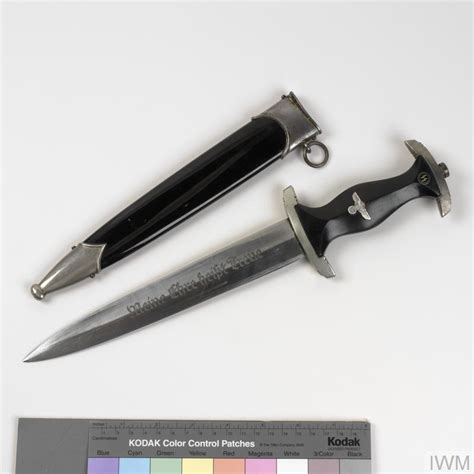 Ss Service Dagger With Scabbard And Hanging Strap Imperial War Museums