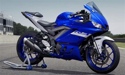 Latest new, used and classic yamaha yzf r motorcycles offered in listings in the united states, canada, australia and united kingdom. 2021 Yamaha YZF-R3 Specifications and Expected Price in India