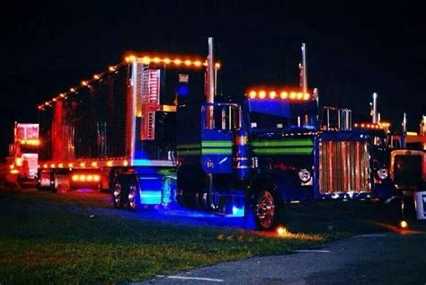 Light Up The Night Kenworth Trucks Trucks Peterbilt Trucks