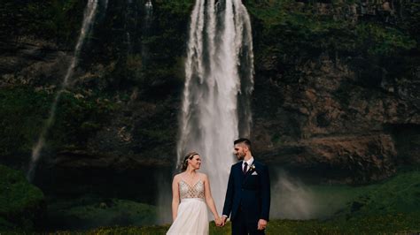 25 Photos That Will Convince You To Have An Iceland Wedding