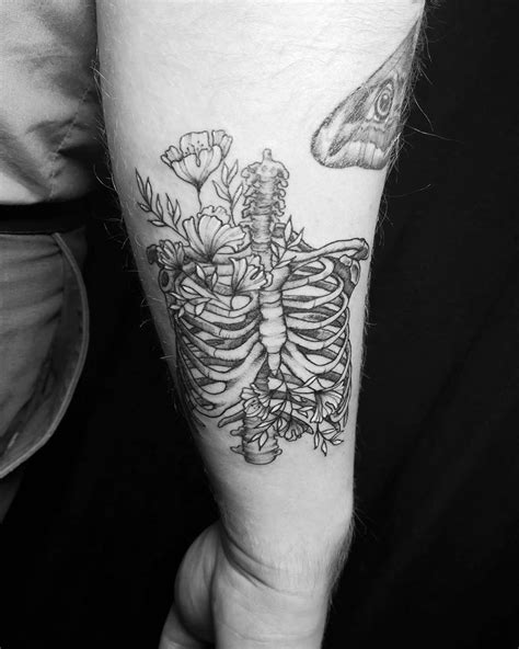 Discover 75 Skeleton With Flowers Tattoo In Eteachers