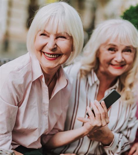 13 Best Lipsticks For Older Women According To Experts 2023
