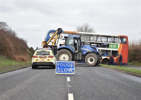 Bus Gets Stuck Blocking Road In Hellingly Sussex Express