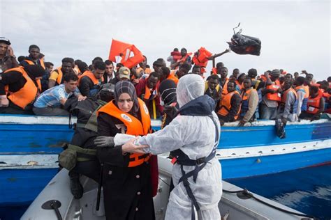 مفوضية اللاجئين On Twitter تخطى عدد الذين لقوا حتفهم أو فُقدوا في البحر حتى الآن من العام