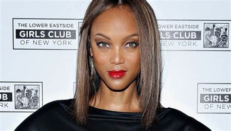 Tyra Banks Brings Her Smize To The Beauty Industry With Makeup Line