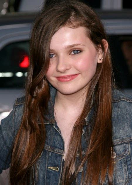 Abigail Breslins Long Brunette Hairstyle Hairstyle Center