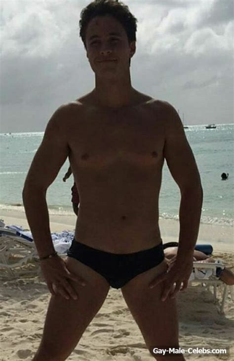 Leaked Mexican Actor Singer Michael Ronda Looks Hot Picture Gay