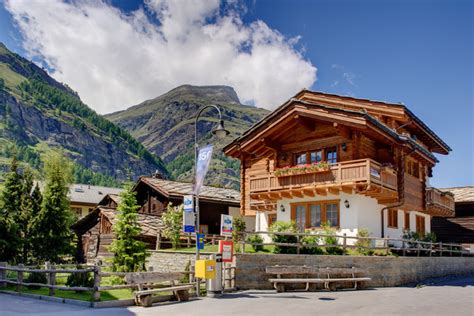 Derzeit sind in zermatt (3920) 139 wohnungen (11) der auf dem markt angebotenen wohnungen sind seit mehr als 3 monaten online. Unterkunft Chalet Ulysse Garden Appartment (Wohnung) in ...