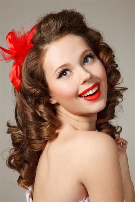 30 Pin Up Hairstyles Fashionable And Unique Hairstyles