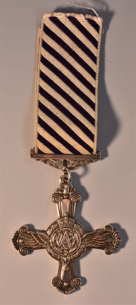Medal Ww2 Raf Museum Quality Replica Distinguished Flying Cross Dfc
