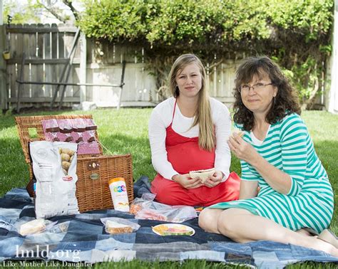 Five Tips To Have The Best Picnic Like Mother Like Daughter