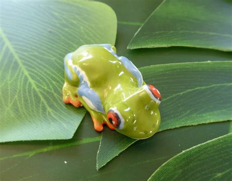 Handmade Ceramic Green Tree Frog Etsy