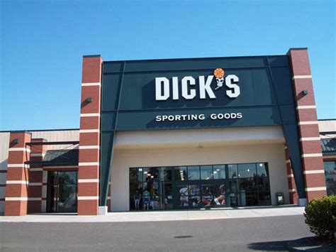 Sporting & athletic goods at the best prices. DICK'S Sporting Goods Store in Lake Oswego, OR | 675