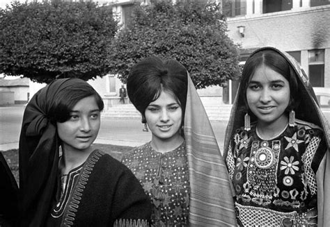 21 Incredibly Beautiful Photos Of Afghanistan In The Mid 20th Century Afghanistan Culture