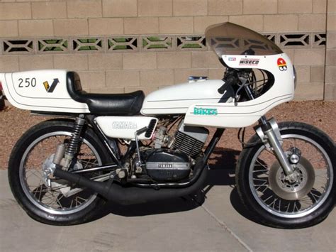 1974 Yamaha Rd250a Vintage Cafe Racer Custom Cafe