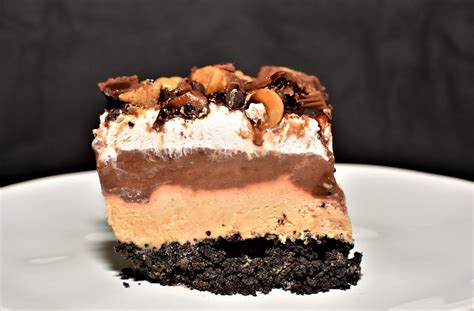 No Bake Gluten Free Chocolate Peanut Butter Lasagna Recipe