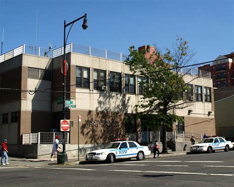 P109 Nypd Police Station Precinct 109 Flushing New York Flickr