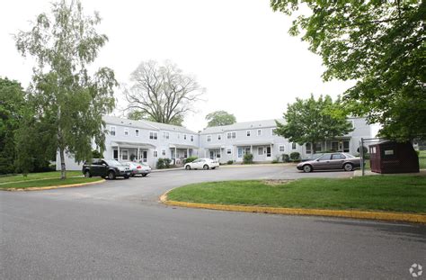 Branford Manor Apartments In Groton Ct