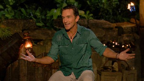 Survivor Host Jeff Probst Talks All Those Recent Twists And If Theyre Sticking Around In Season