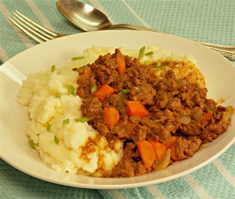 Heaps of easy recipes using versatile beef mince such as meatballs, shepherd's pie, spaghetti bolognese, mince casseroles and meatloaf. Mince 'n' Tatties recipe - All recipes UK