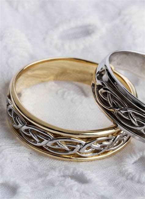 Https://tommynaija.com/wedding/beautiful Celtic Wedding Ring