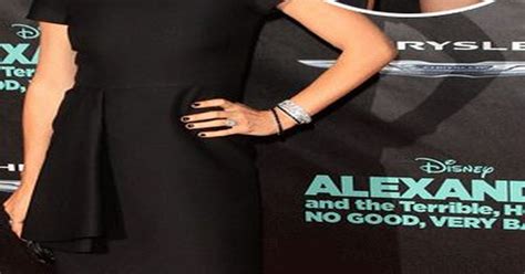 Jennifer Garner Has A Wardrobe Malfunction As She Flashes Her Spanx Ok Magazine