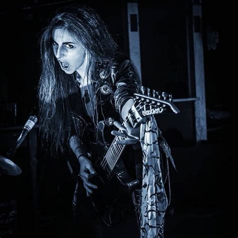 Rock And Metal Ladies En Instagram Guitarist Lisa Reed 🎸 🤘 Lisareed